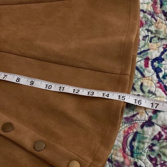 Suede like mini skirt  - Picture 6 of 6